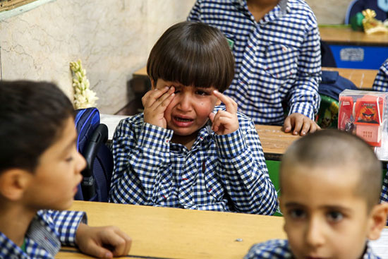 بچه‌ها و استرس جداشدن از والدین در روز اول مدرسه