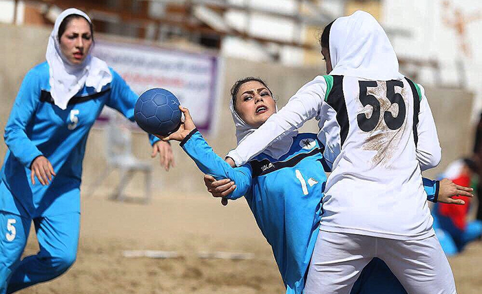 دیپلماسی ورزشی کجای ترویج ورزش بانوان مسلمان قرار دارد؟/ بار سنگین دیپلماسی را زنان ورزشکار به دوش می کشند
