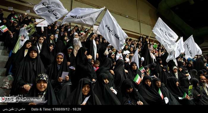 تجمع دختران انقلاب به یاد شهید مدافع امنیت