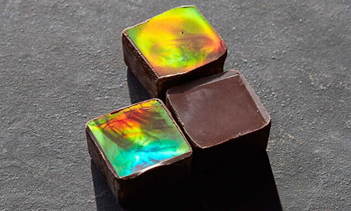 ساخت شکلات‌های رنگی درخشان با فناوری نانو