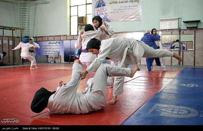 عضو تیم ملی جودوی بانوان ایران: فوتسالیست بودم؛ با آسیب دیدگی زانو جودوکار شدم / با حجاب اسلامی وارد میادین ورزشی می شوم