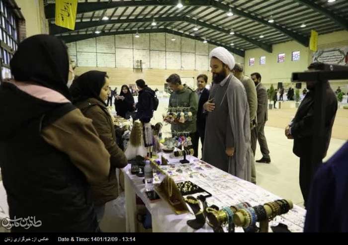 افتتاح هشتمین نمایشگاه استانی 