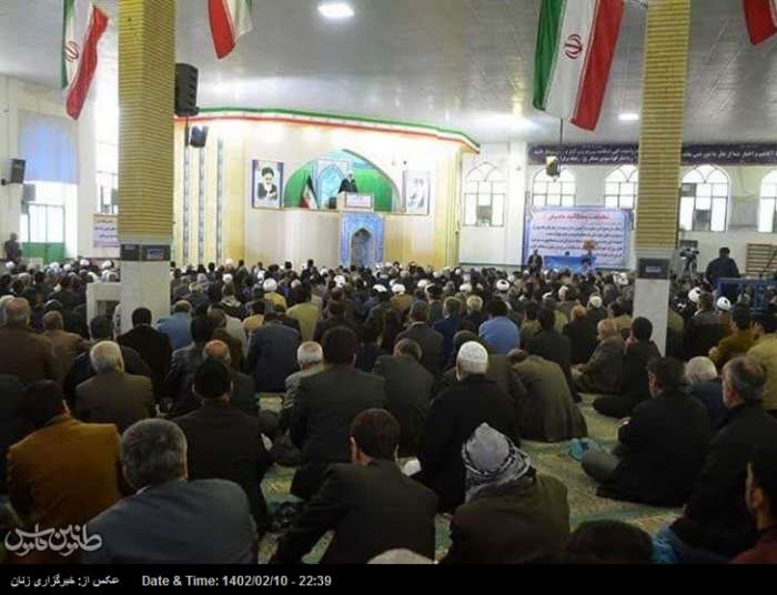 کارگران رزمندگان عرصه اقتصادی کشور هستند