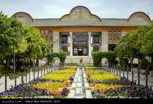 اردیبهشت ، بهار طبیعت گردی شیراز ؛ از زیارت شاهچراغ تا فال حافظ و خرید در بازار وکیل شیراز