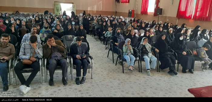 بهانه جویی و غر زدن همسران به یکدیگر از آفات زندگی است/ تأثیر کلمات سحرآمیز در ایجاد فضای گرم خانوادگی