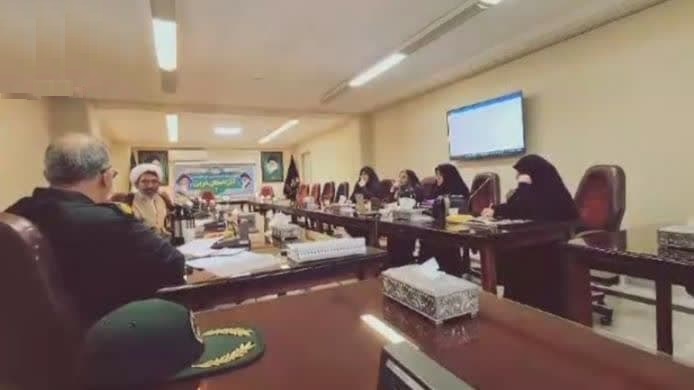 جلسه جمع بندی تدوین دانشنامه نقش زنان آذربایجان غربی در دفاع مقدس