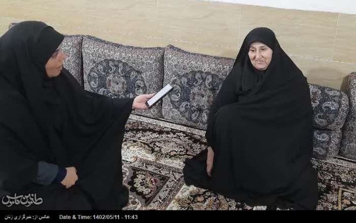 شهیدی که قبل از شهادت سه بار کف پای مادر را بوسه زد/ هر شهيد پرچمی برای استقلال و عزت ایران است