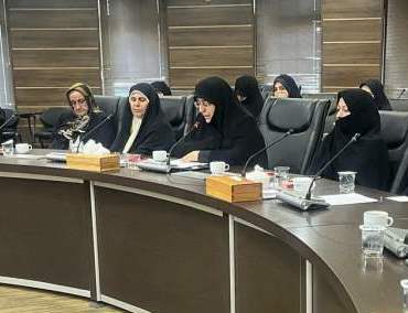 تقریب مذاهب اسلامی از دستاوردهای بزرگ انقلاب اسلامی است/ بسیج جامعه زنان در گسترش تقریب میان مذاهب و وحدت امّت اسلامی پیشرو است
