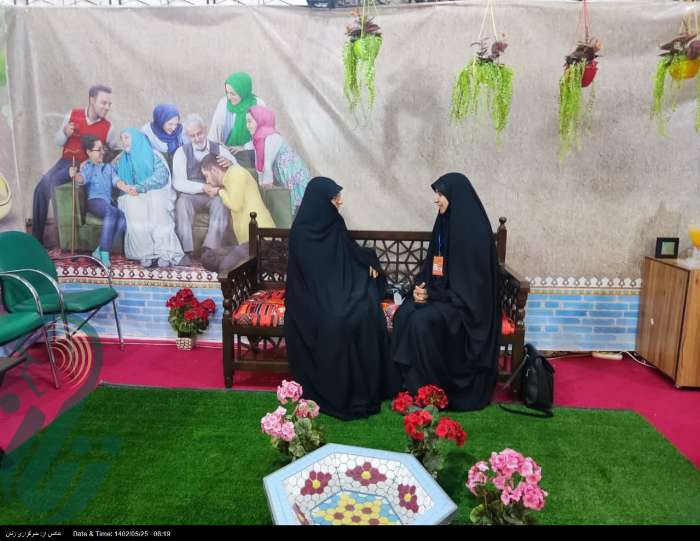 گرامی داشت یاد و خاطره شهدا ، محور برنامه های اجرایی مرکز فرهنگی خانواده سپاه همدان + عکس