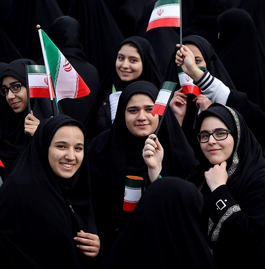 تعریف عملی هویت زن مسلمان ایرانی در جامعه، مهم ترین دستاورد انقلاب اسلامی در حوزه بانوان است