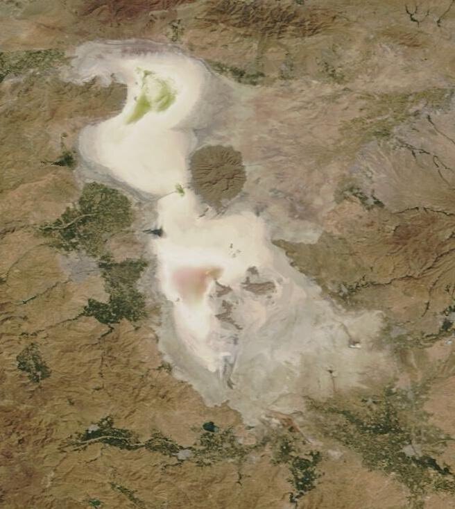 اقدام عجیب مسئولین درباره دریاچه ارومیه