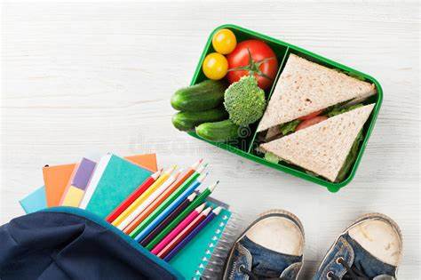 لقمه «نان و پنیر و سبزی» بهترین میان وعده برای دانش‌آموزان
