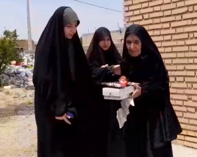 گفت وگوی با غزال میرزایی، پشتیبان جبهه ها در هشت سال دفاع مقدس