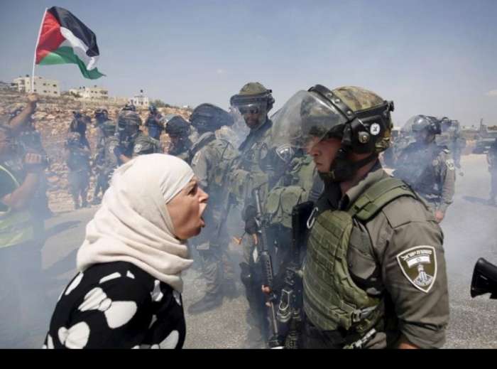 یادداشت/نقش زنان فلسطینی در مقاومت نقش محوری است