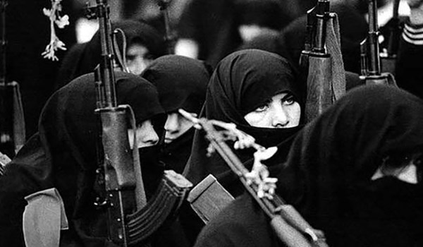 دفاع مقدس ، نقشه راه زندگی دختران و زنان جوان امروز / تبیین نقش زنان در دفاع مقدس مهم ترین جهاد تبیین زن ایرانی