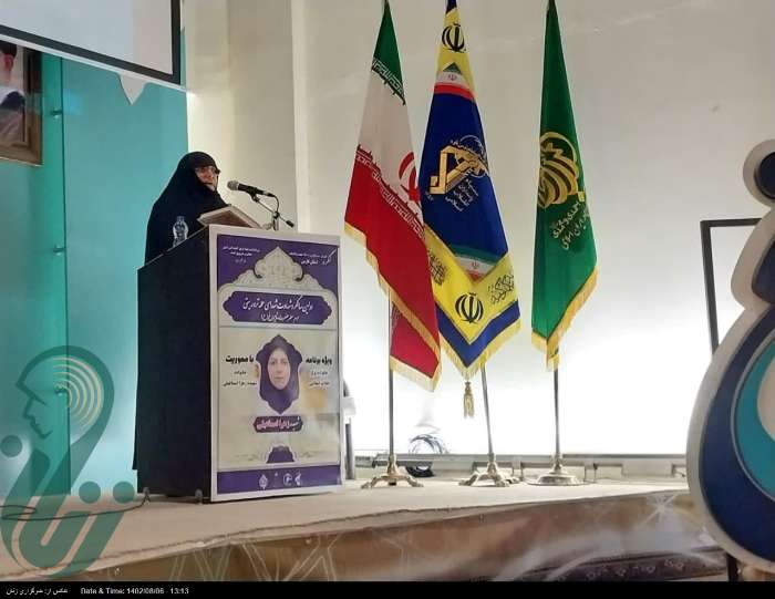مادری مهم ترین نقش زن در خانه و جامعه / کم رنگ کردن نقش مادری، ظلم به فرهنگ و تمدن است