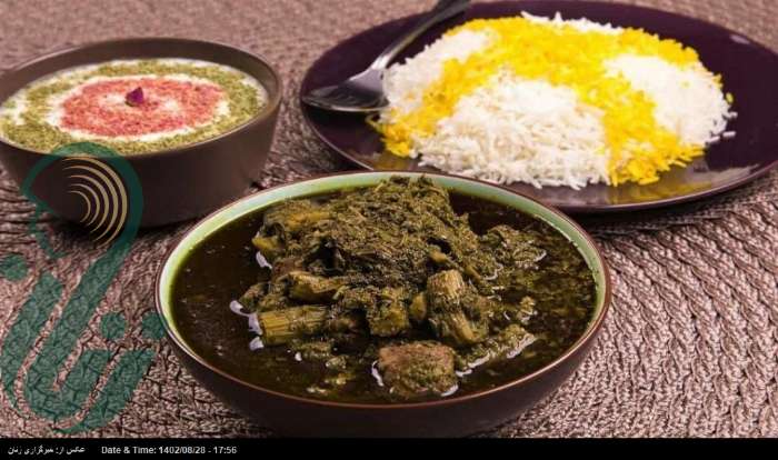 طرز تهیه خورشت کرفس با گوشت