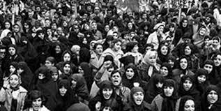 نقش آفرینی زنان در انقلاب اسلامی