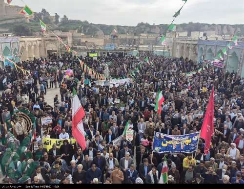راهپیمایی پرشور خوزستانی ها در طلیعه چهل و ششمین بهار انقلاب