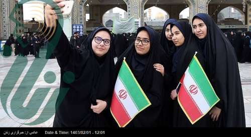 احیای هویت زن مسلمان ایرانی با ترویج فرهنگ عفاف و حجاب