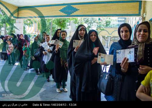 ساحت سیاسی الگوی سوم زن مسلمان متجلی در حضور حداکثری زنان در انتخابات
