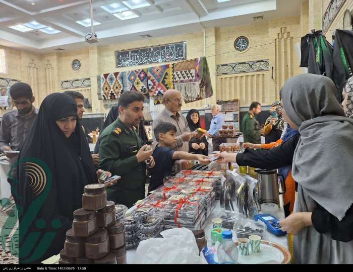 نمایشگاه اقتصاد مقاومتی و عفاف و حجاب در شهرستان جم افتتاح شد