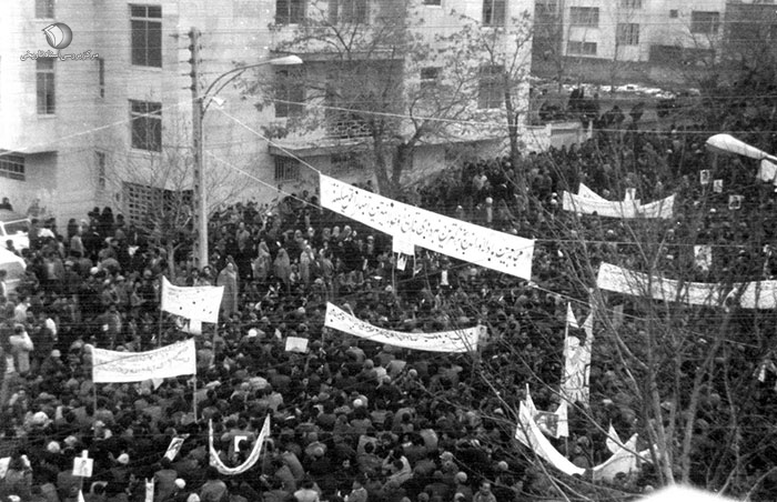 جشن تولدی که کادو آن طنین مرگ برشاه بود