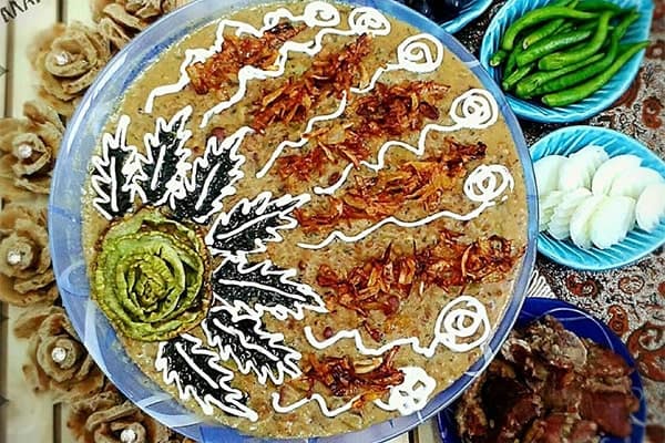 طرز تهیه آش گردو؛ آش خوشمزه و مقوی برای روز‌های سرد زمستان