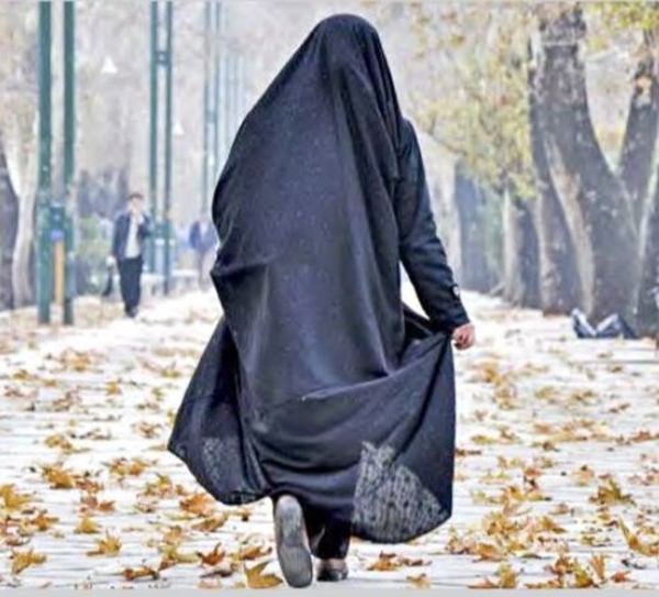 از طرح یک چالش تا ارائه راهکار/هویت زدایی از دختران مسلمان ایرانی مورد هدف دشمنان قرار گرفته است
