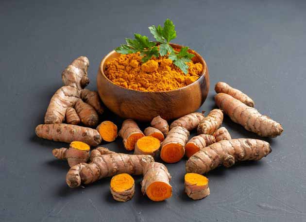 همه چیز درباره قهوه زردچوبه؛ از خواص ضد التهابی تا ملاحظات مصرف