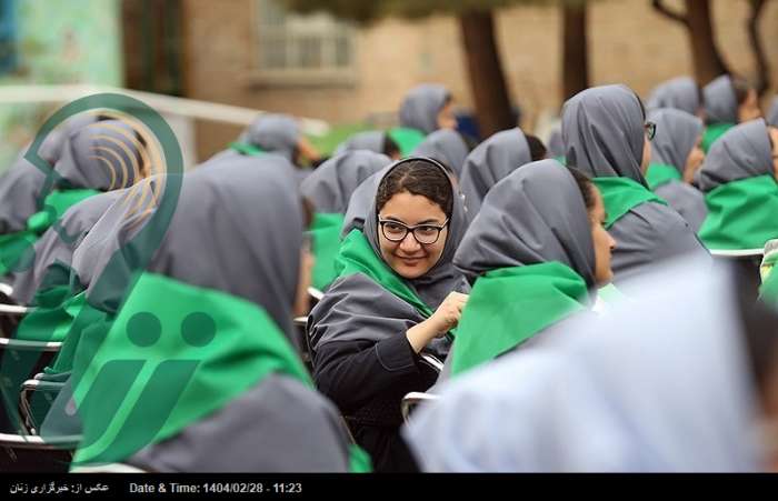 چالش‌های زنان و دختران، از مهدکودک تا اشتغال/فرهنگ‌سازی برای زنان خانه‌دار، از احترام به شغل تا حمایت عاطفی