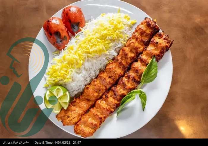 طرز تهیه کباب تابه‌ای مرغ با سس زرشک