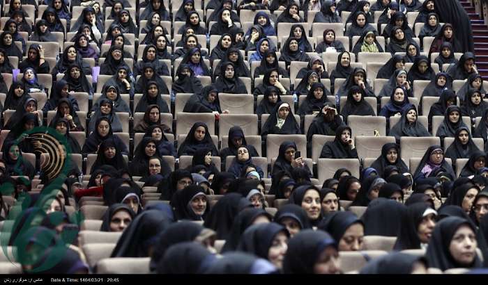 امکان استفاده همزمان کارمندان زن از دو قانون ساعت کاری فراهم شد