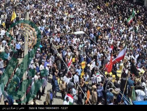 قدرت ایران در عزت‌نفس ملی نهفته است / عزت نفس نه با تحریم، نه با تهدید و نه با تطمیع از بین نمی‌رود