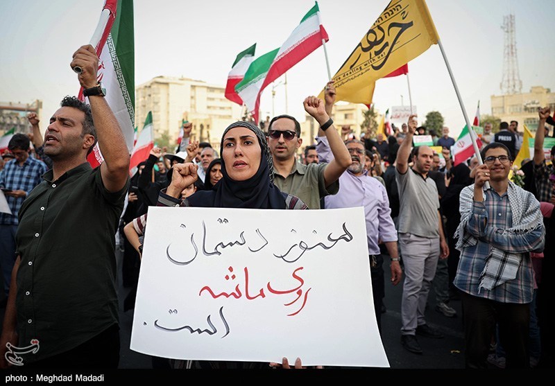 عزم راسخ ملت ایران برای دفاع از وطن در سایه اتحاد بیشتر کمر دشمن را شکست