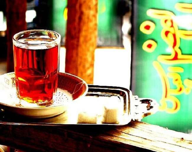 صاحب روضه خانگی در محله دولاب تهران: تا نفس دارم میزبانم!/ این خانه درمانگاه دل های شکسته است / کسی دست خالی از محضر امام حسین(ع) بیرون نمی رود