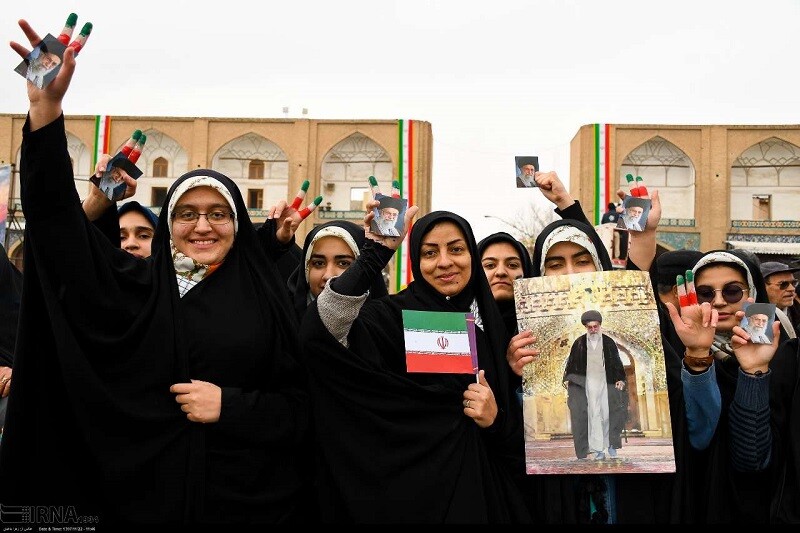 از معنابخشی تا آگاهی‌رسانی؛ نقش زنان در تقویت جبهه داخلی