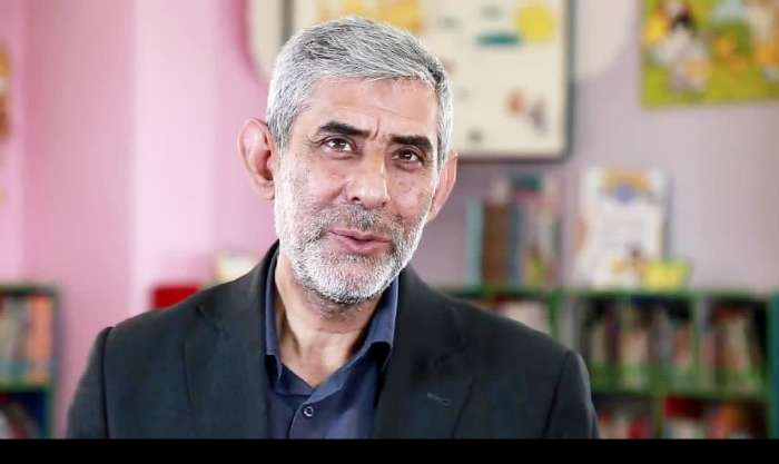 شهید شادمانی دلتنگتر از همه بود اما صبور و مصمم بر جاده های خطر گام می زد.