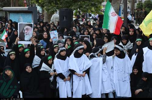 طنین گام‌های زینبیون در ایران؛ بانوان عاشورایی در اجتماع بزرگ زینبیون عهدی دوباره با نهضت عاشورا بستند