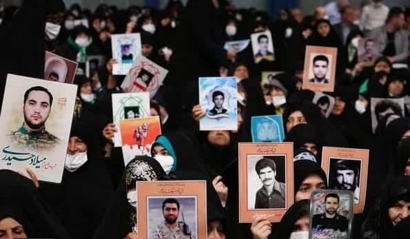 زنان؛ ستون‌های مقاومت و حفظ هویت در نبرد با دشمن