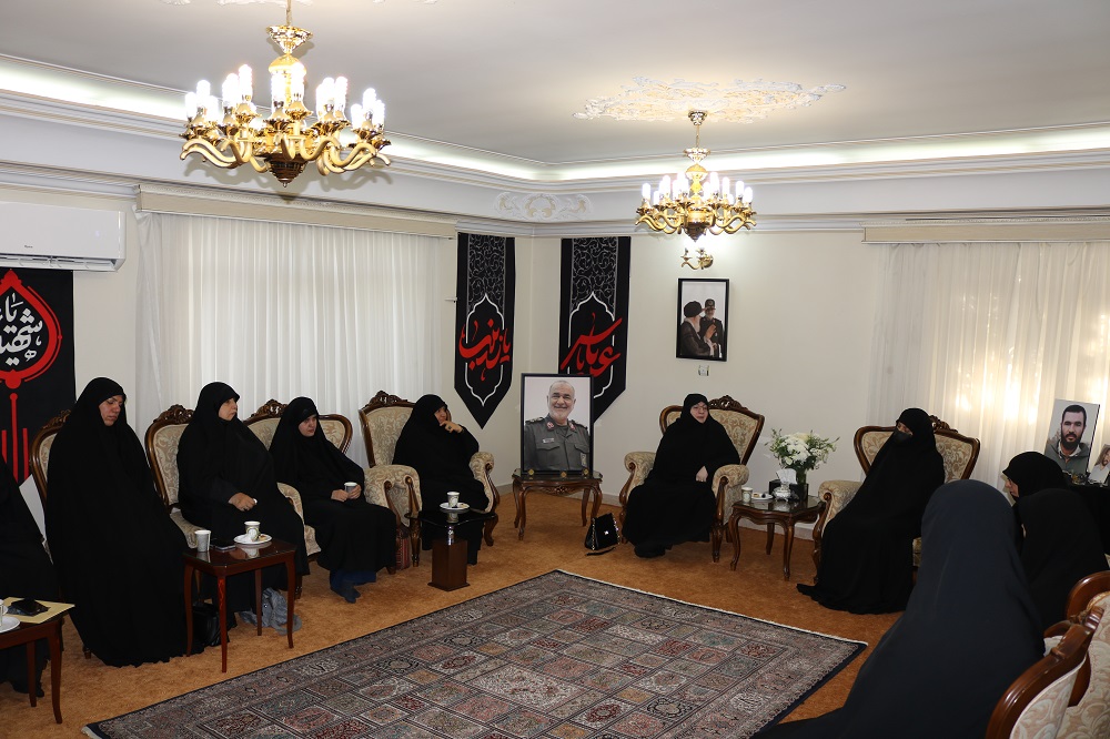 ساده، صمیمی و  مقتدر، روایت یک شهید مردمی / شهیدی که سبک زندگی‌اش مکتب بود