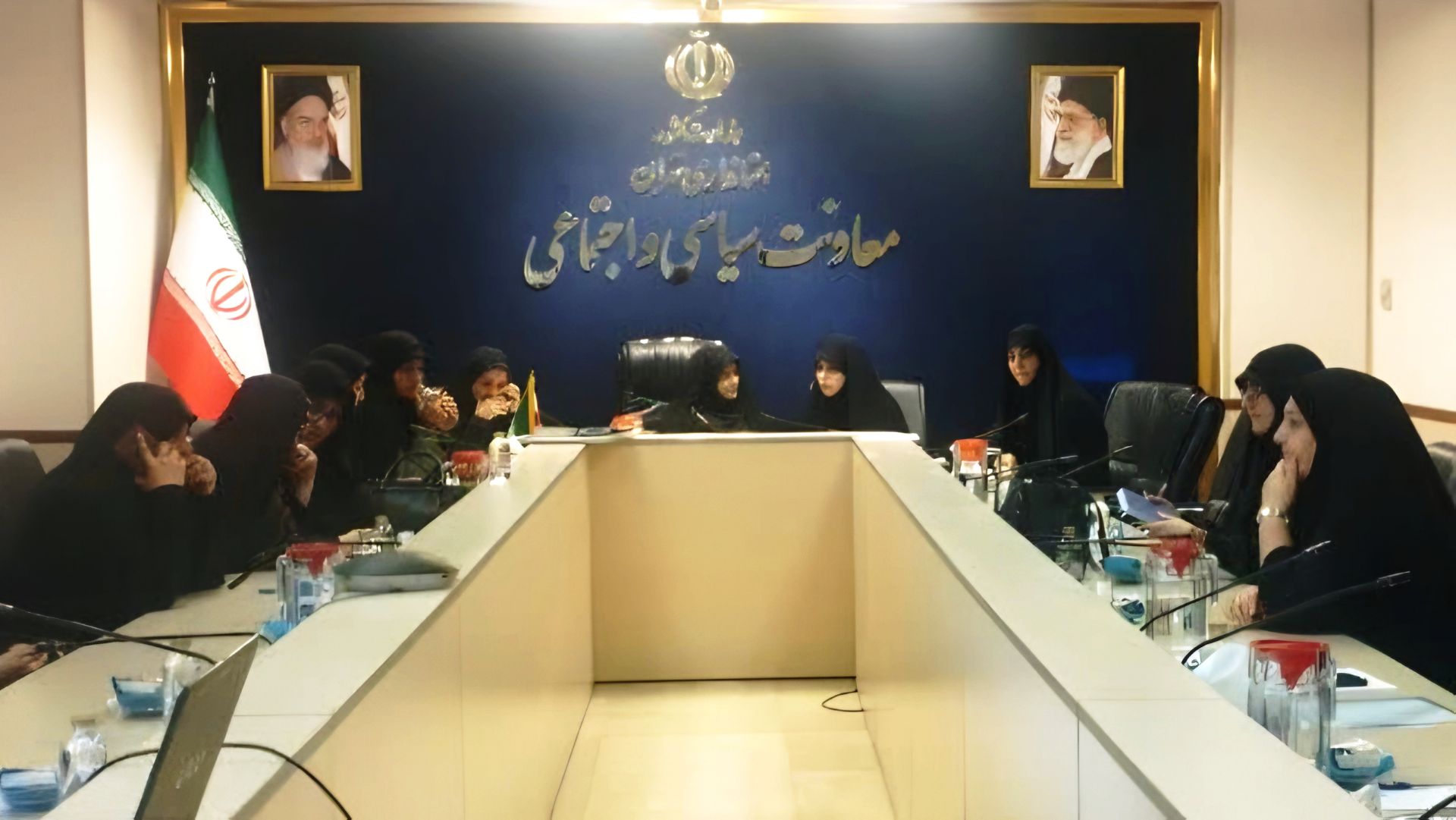 برگزاری نشست قرارگاه امنیتی بانوان در استان تهران