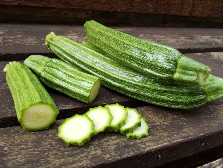 یک خوردنی مفید برای کاهش نفخ