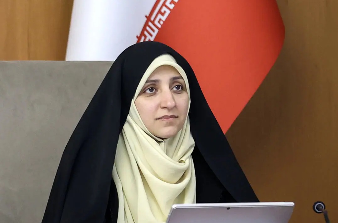 نگرش جنسیتی در سیاست‌گذاری‌ها مورد توجه قرار گیرد/ تلاش می‌کنیم فقط شنونده مشکلات نباشیم