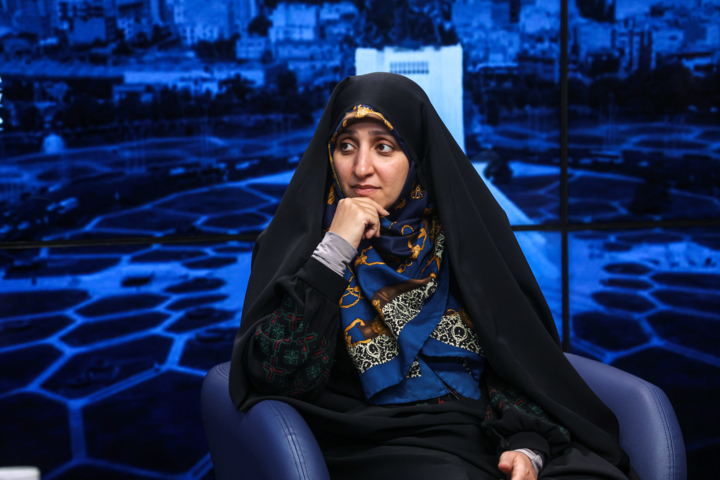 باور دولت بر ضرورت همراهی زن و مرد برای کسب افتخار/ پرواز موفق با ۲ بال سالم