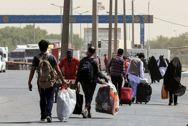 ایران برای اتباع غیرمجاز مهلت ۱۰ روزه تعیین کرد