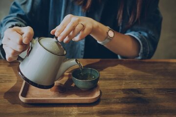 بهترین دمنوش‌ها برای بهبود عملکرد گوارش