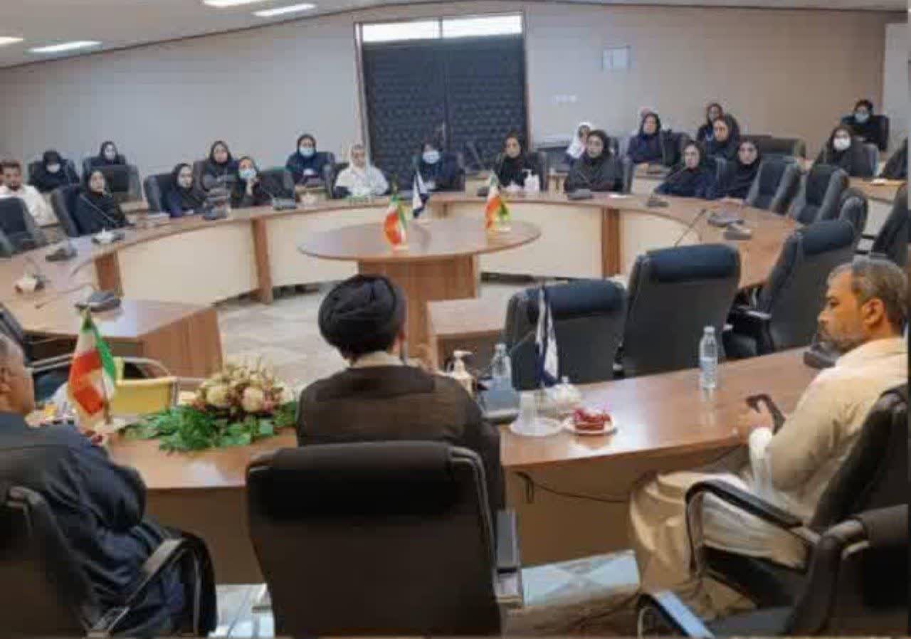 برگزاری کارگاه‌های عفاف و حجاب ویژه بانوان کارمند در ادارات سیستان و بلوچستان