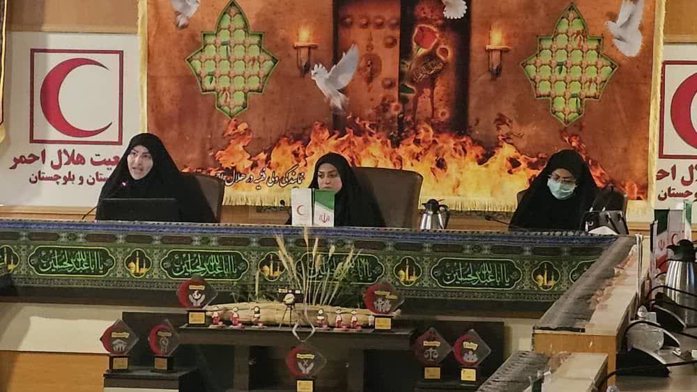 نشست تخصصی «تبیین هویت بانوی کارمند کارآمد» با حضور بانوان کارمند دررسطح استان برگزار شد