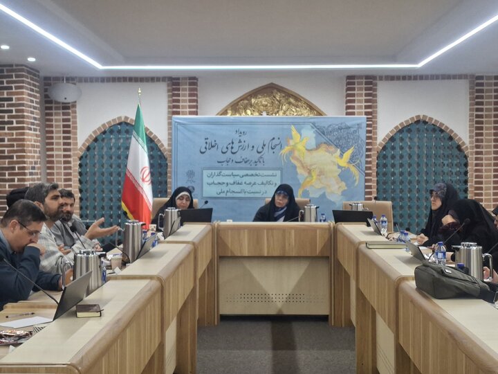 بدون مشارکت مردم سیاست‌های فرهنگی عفاف و حجاب محقق نمی‌شود